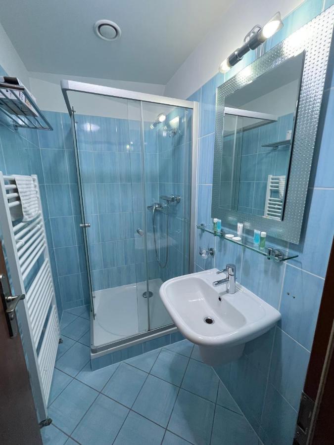 Hotel Apollon Litoměřice Zewnętrze zdjęcie
