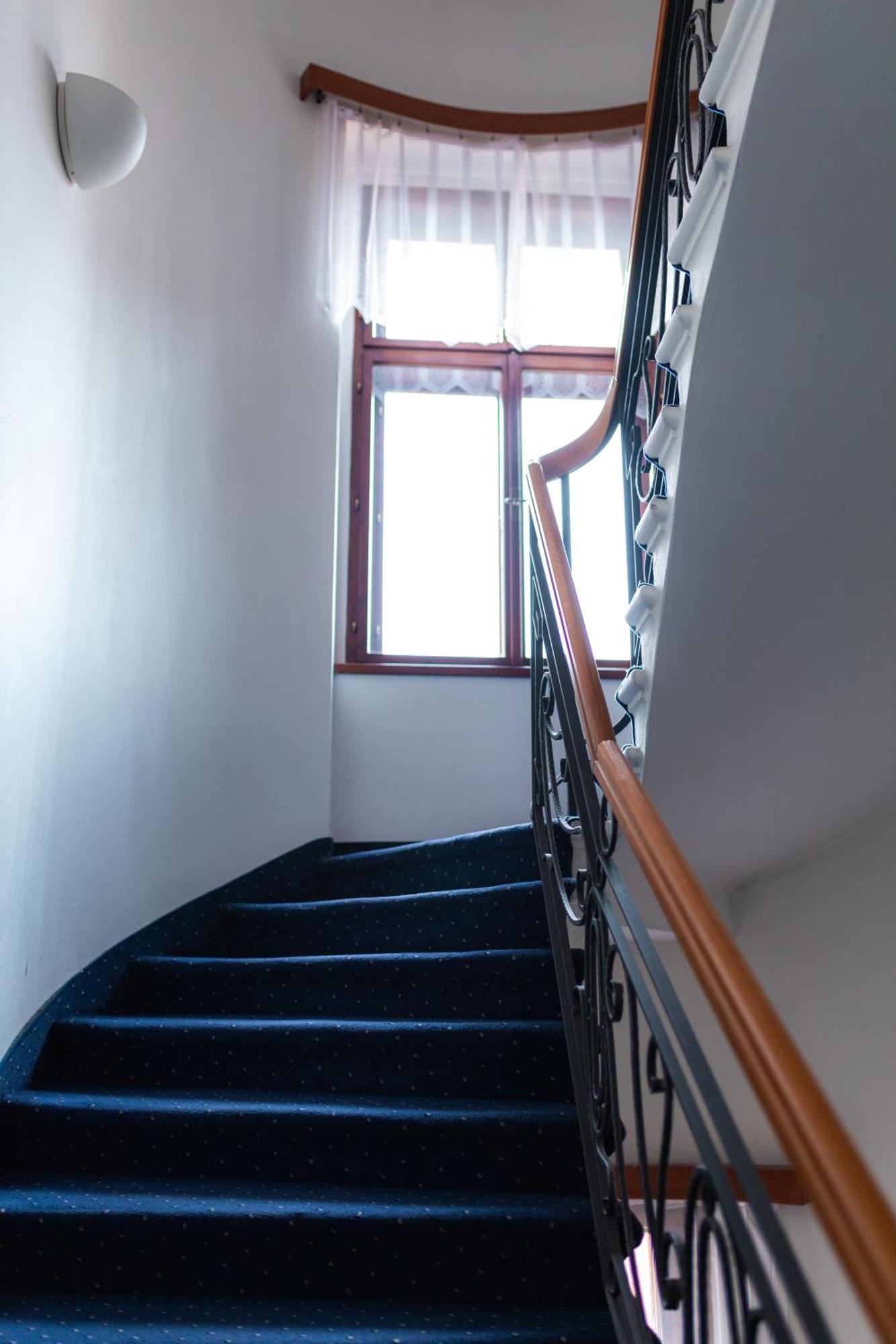 Hotel Apollon Litoměřice Zewnętrze zdjęcie